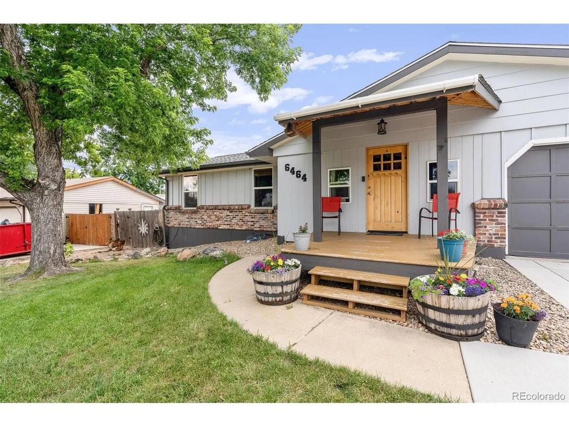 Photo of 6464 W 76th Pl