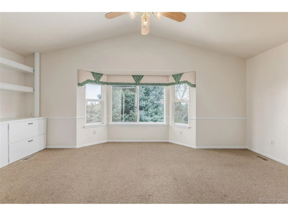 Photo of 8825 Fairview Oaks Pl