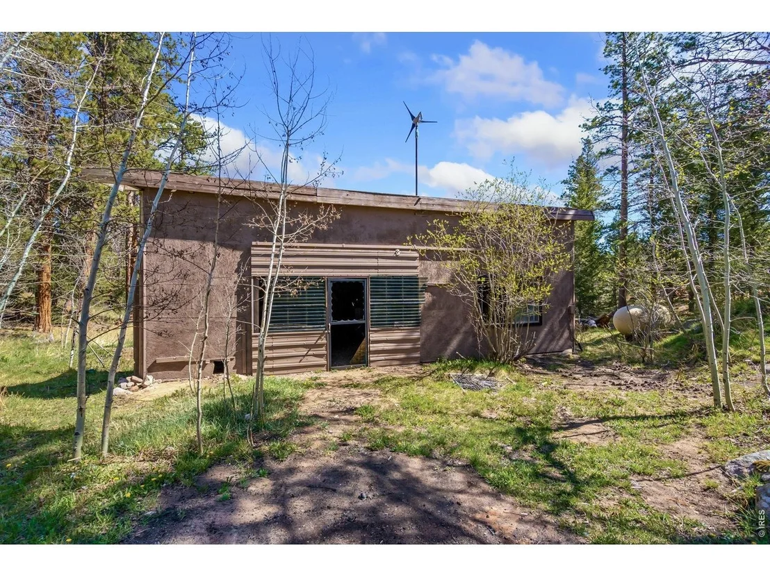 Photo of 151 Columbine Dr