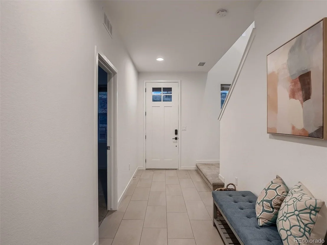 Photo of 11025 Sunshimmer Cir