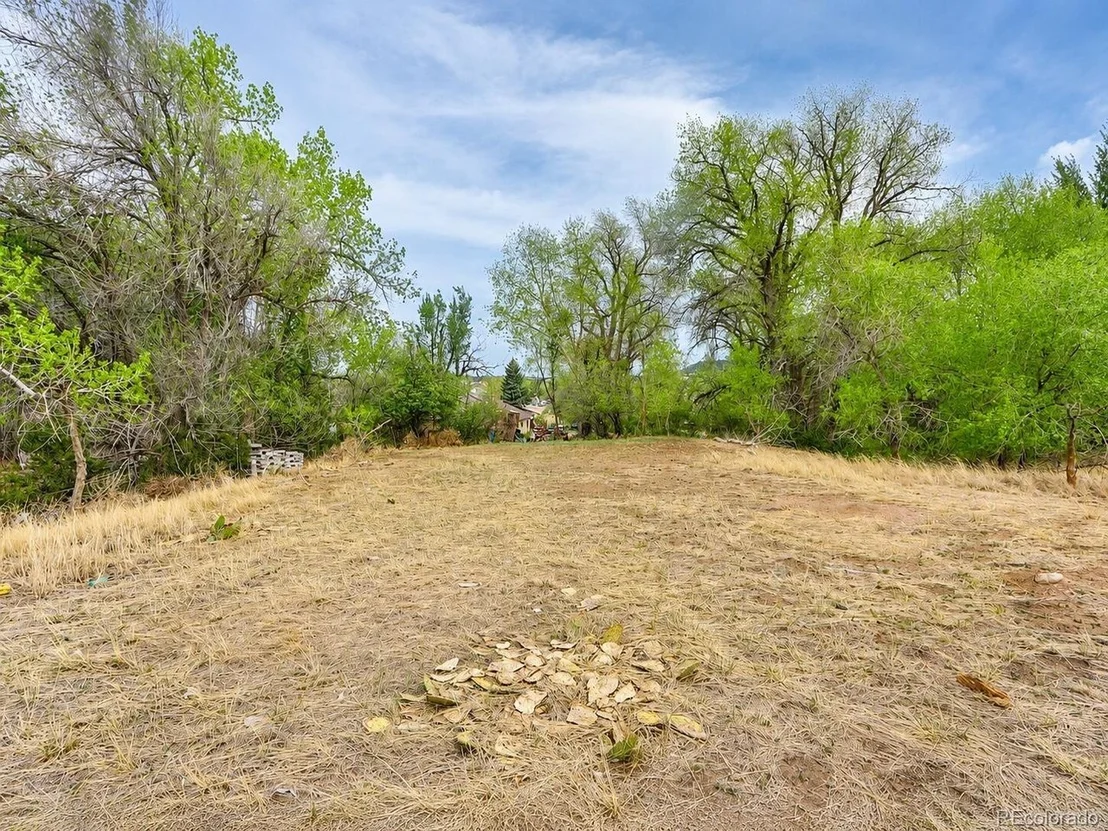 Photo of 6 W 3rd
