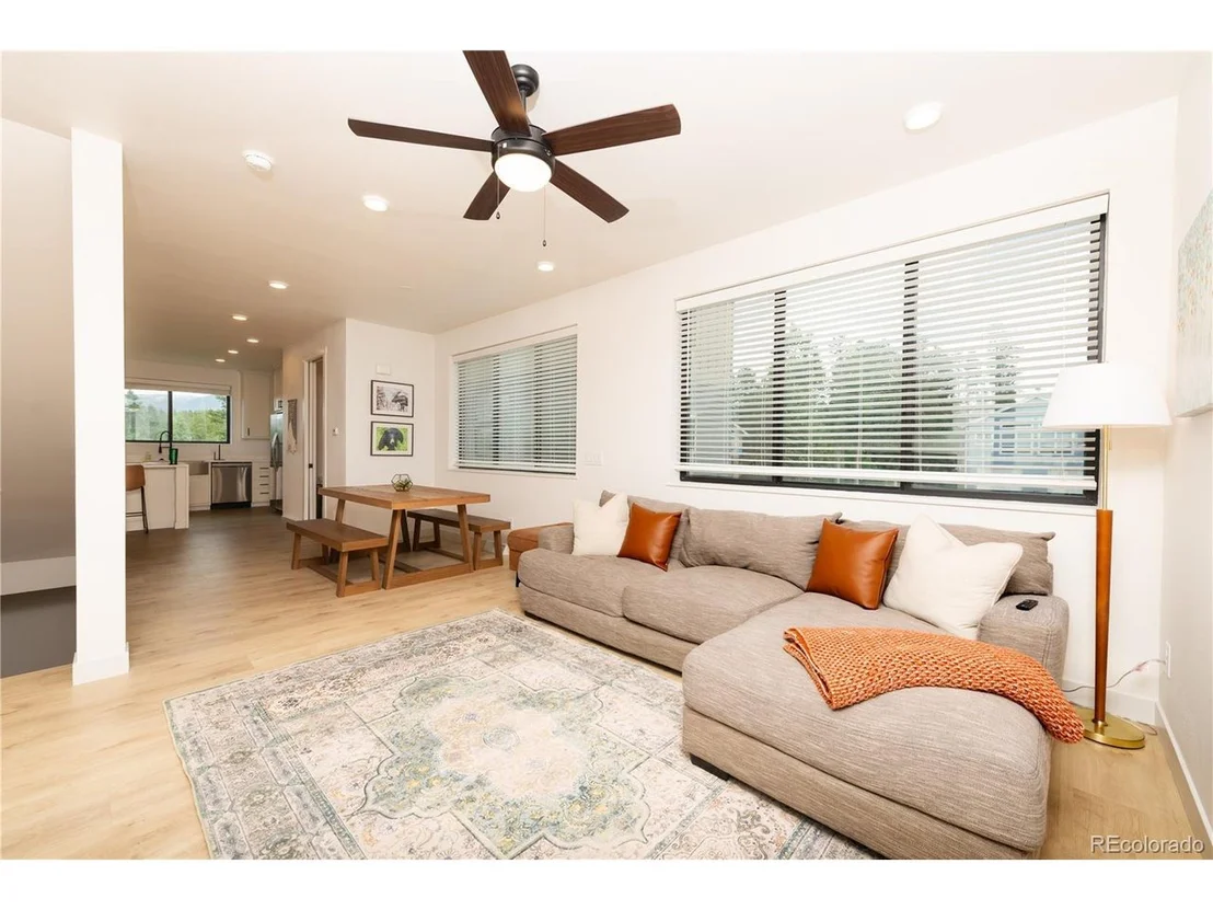 Photo of 853 Ferret Ln