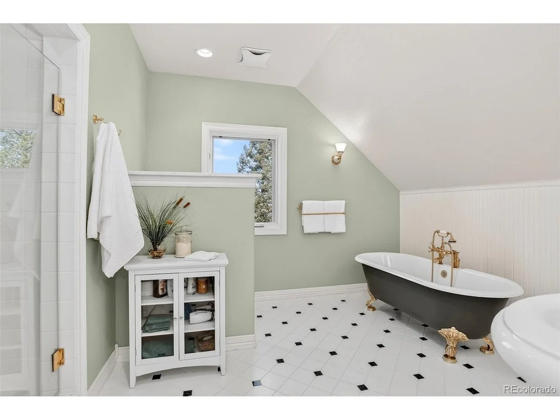 Photo of 11406 Conifer Ridge Dr