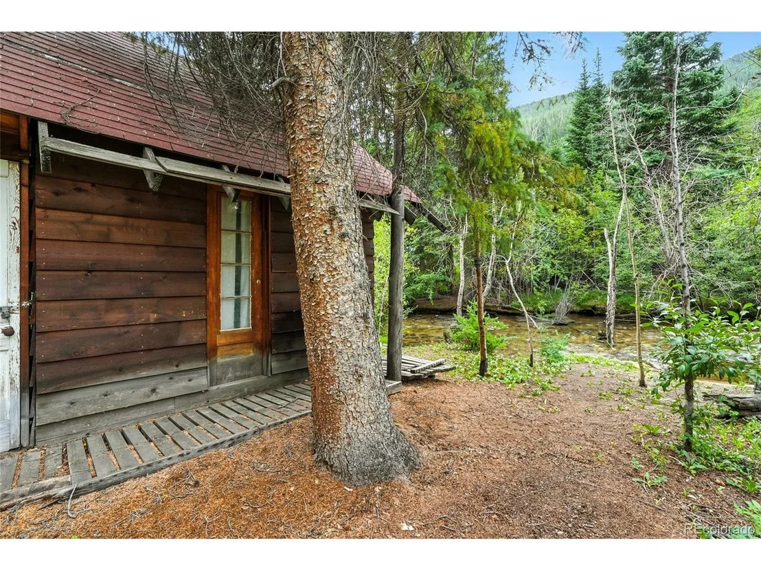 Photo of 1493 Silver Valley Rd