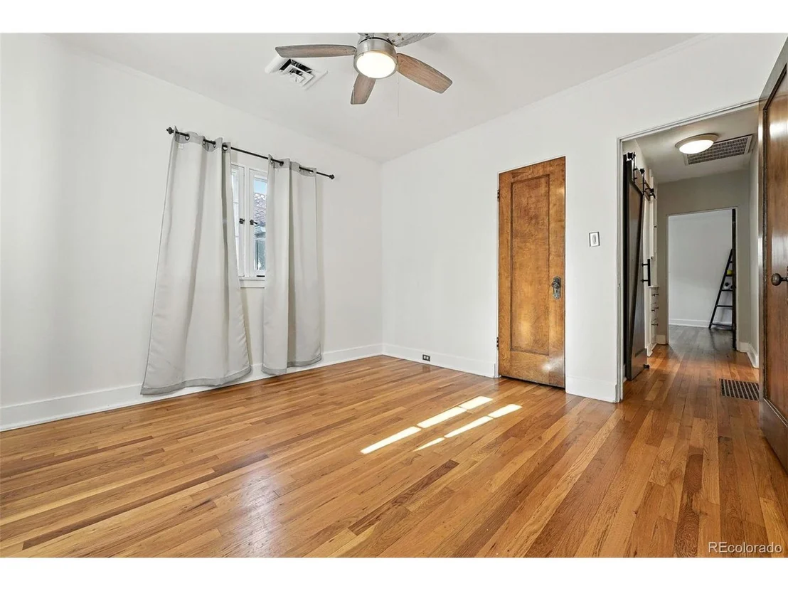 Photo of 1731 Locust St