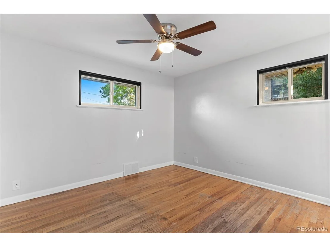 Photo of 2184 King St