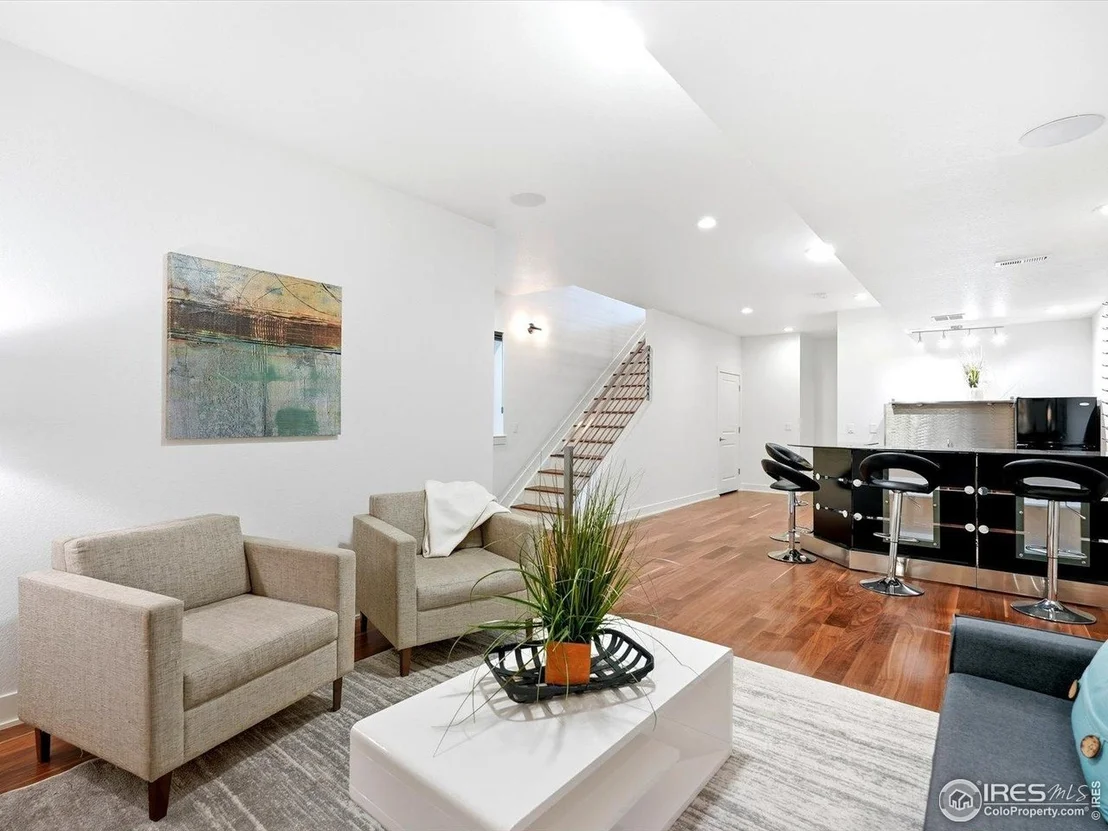 Photo of 835 Yellow Pine Ave