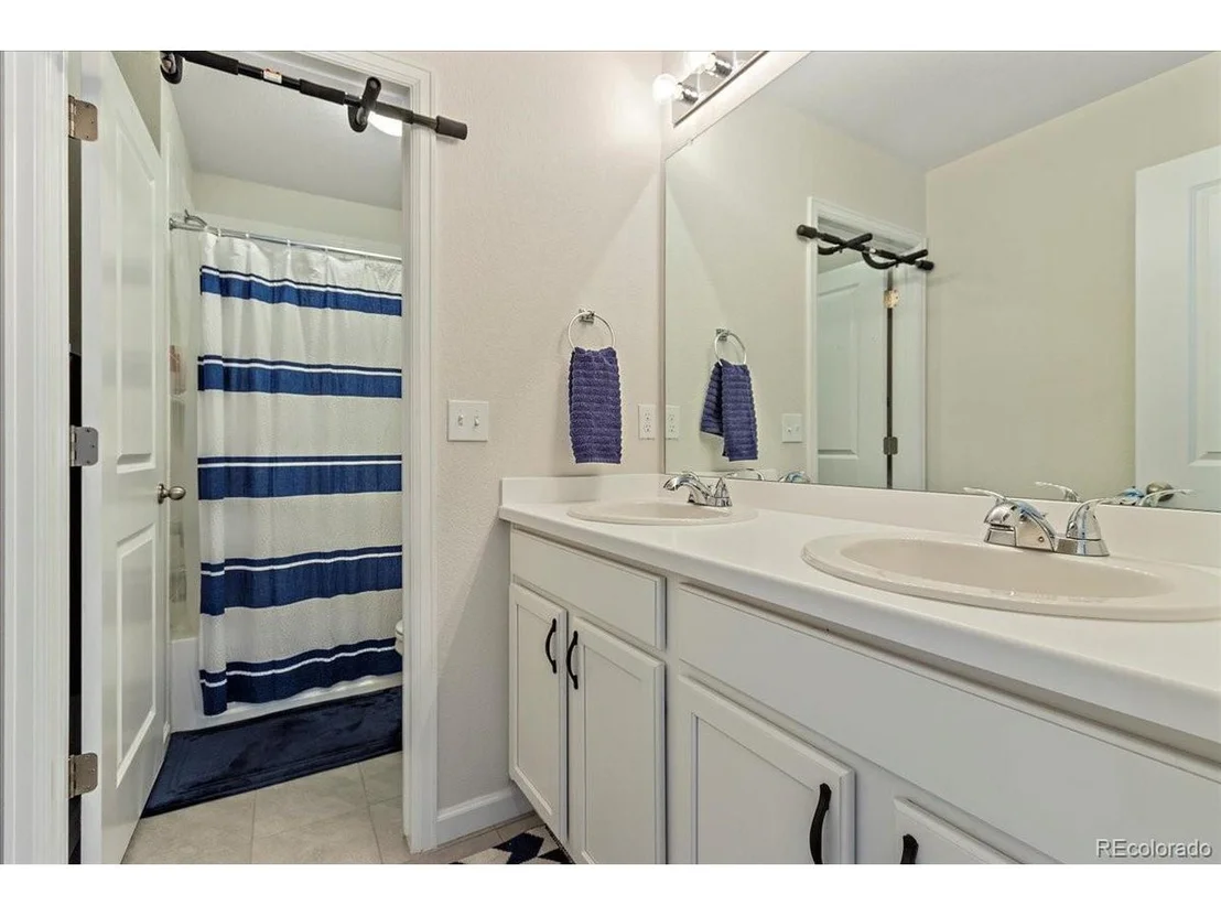 Photo of 947 White Leaf Cir