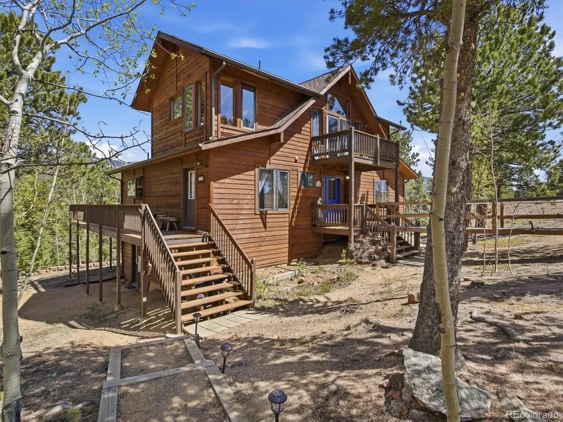 Photo of 232 Highlands Dr
