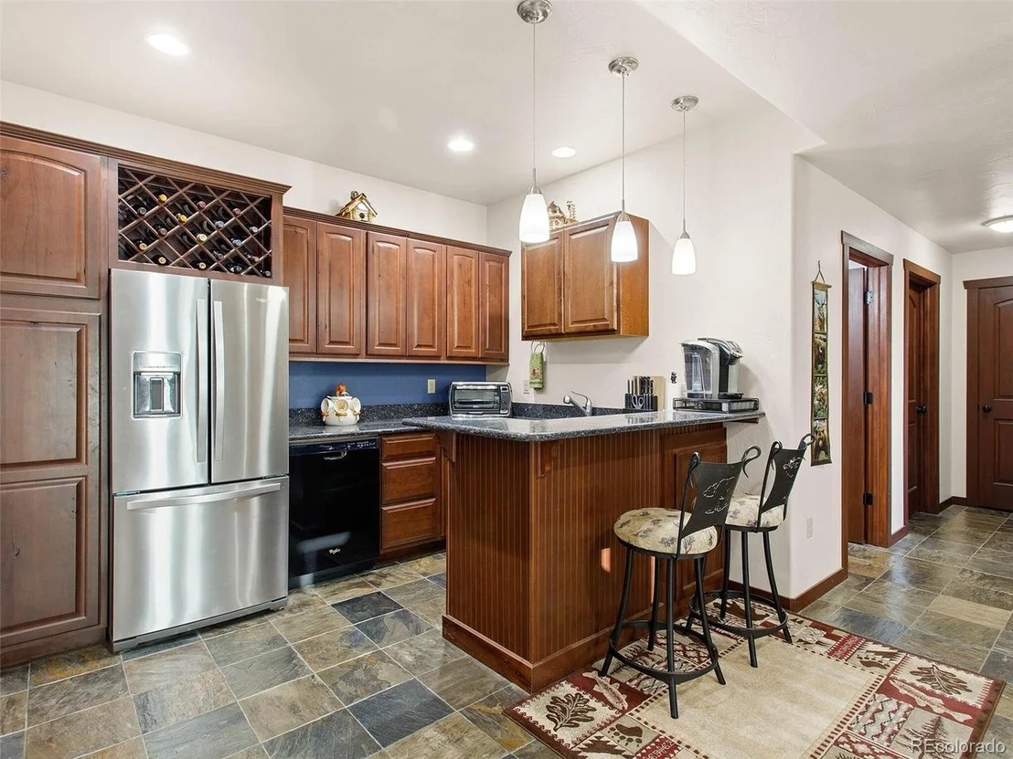 Photo of 98 Valley View Ln