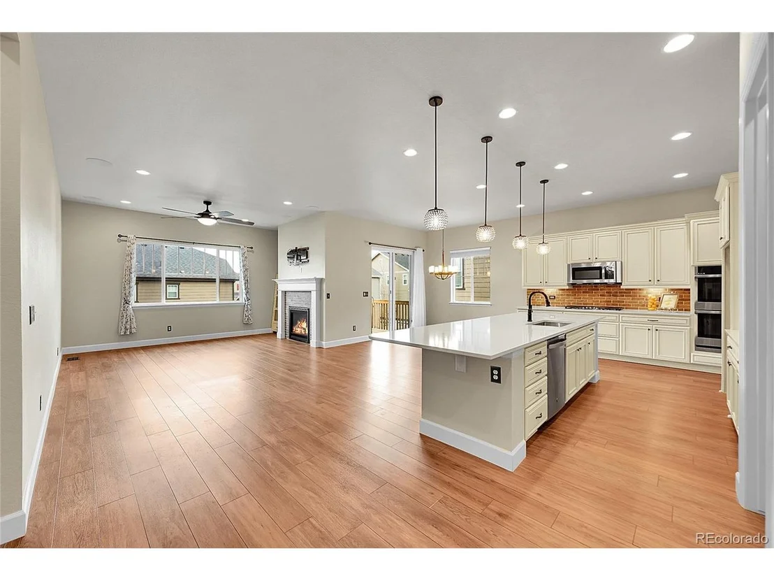 Photo of 5190 Ditmars Trl