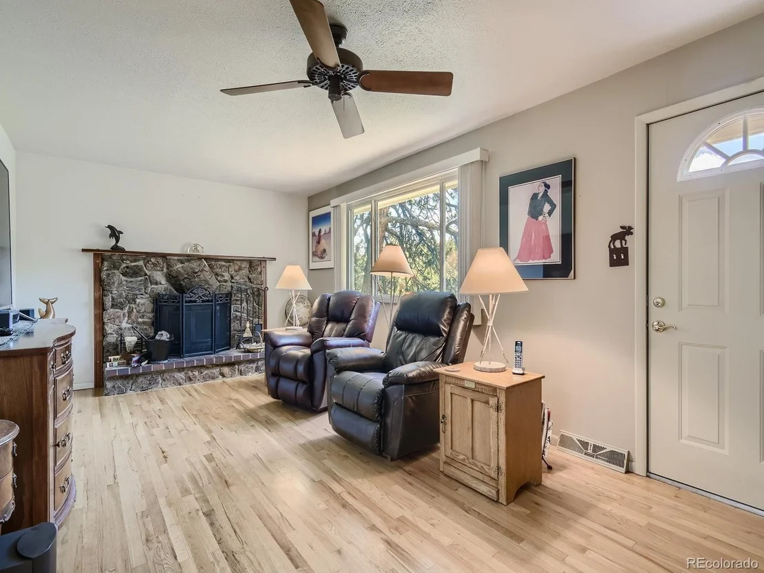 Photo of 5761 Cliff Rd