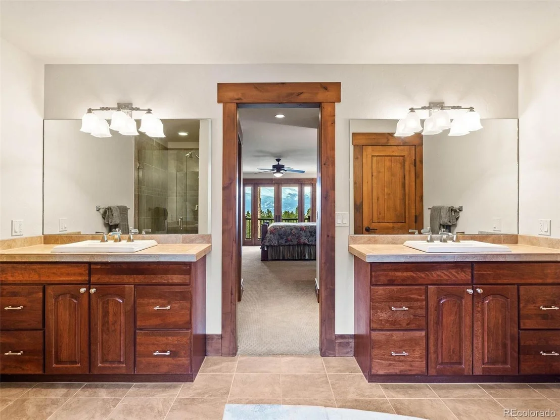 Photo of 3333 Golf Course Cir
