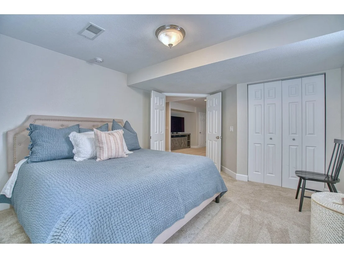 Photo of 4933 Eagan Cir