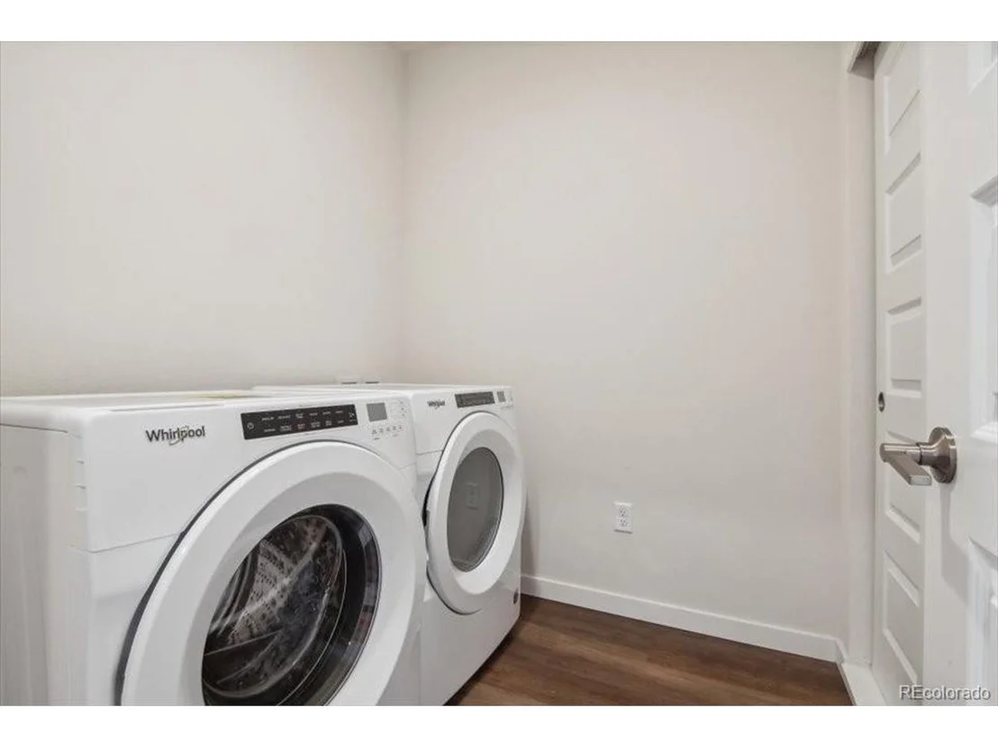 Photo of Unit 2305 at 485 Interlocken Blvd