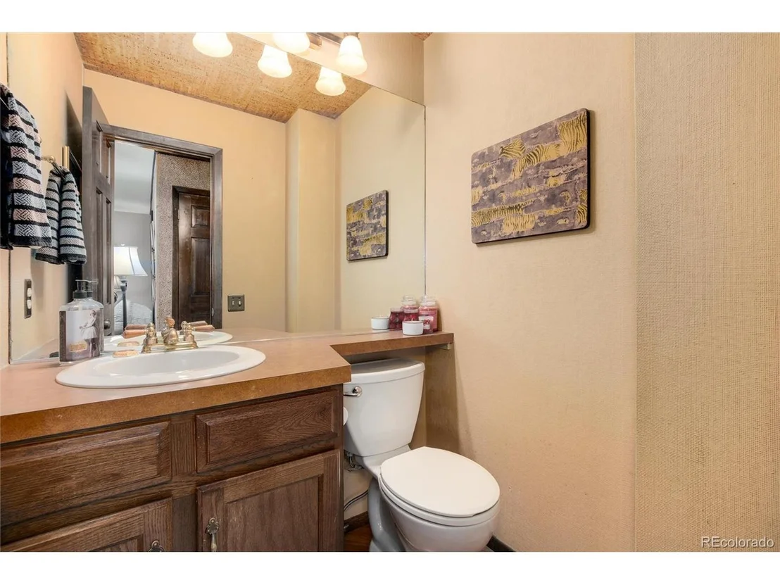 Photo of 8740 Independence Way
