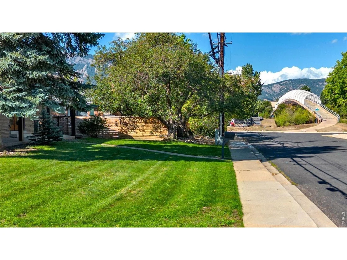 Photo of 5140 Sioux Dr
