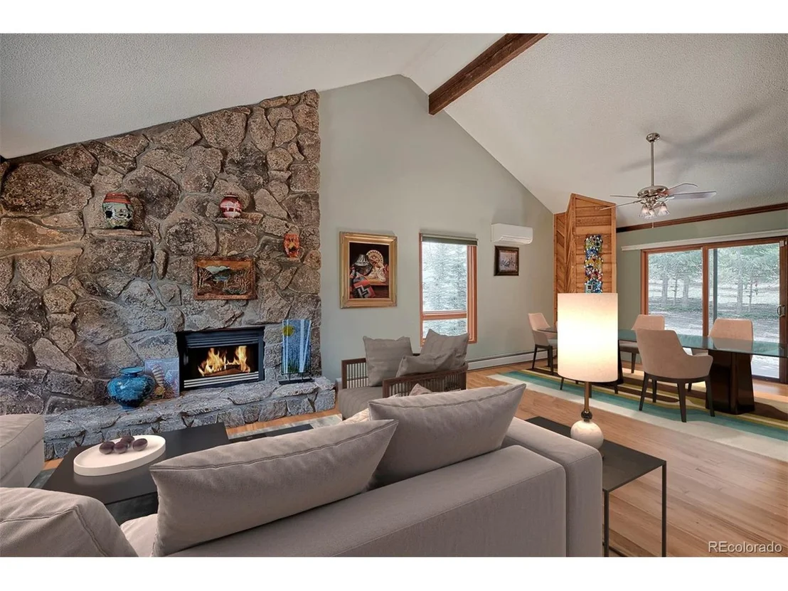 Photo of 25178 Stanley Park Rd