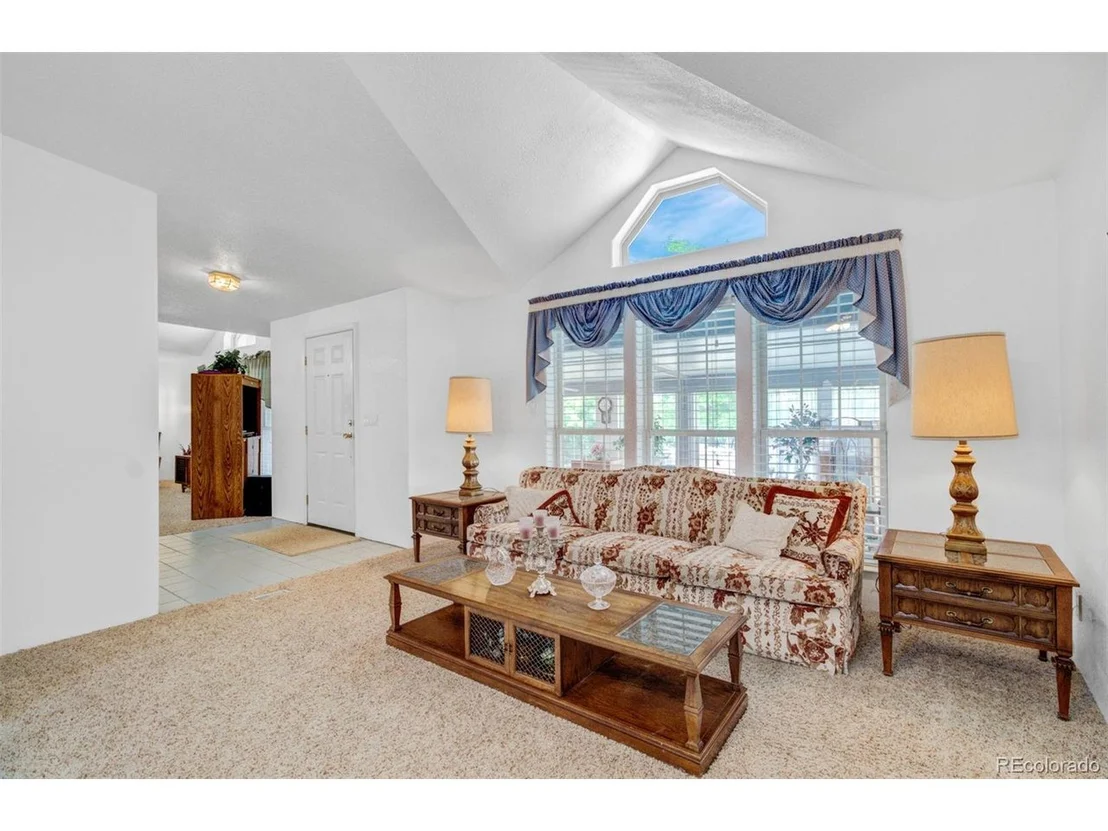 Photo of 12825 Garrett Rd