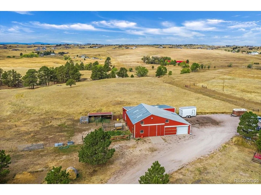 Photo of 32131 Private Road 7