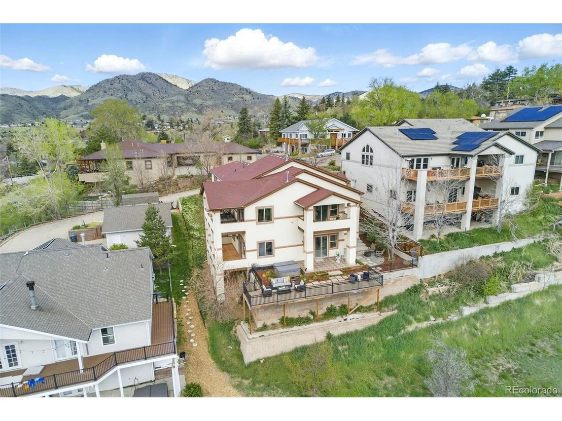 Photo of 415 Butte Pkwy