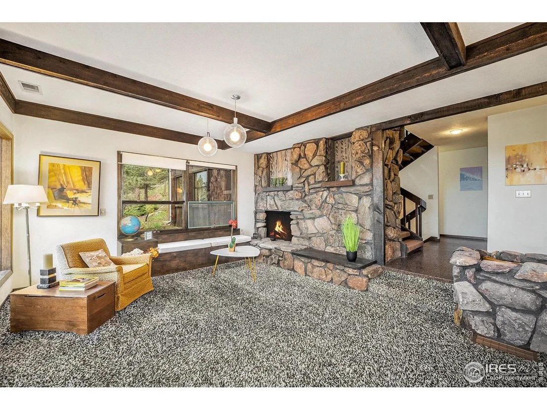 Photo of 335 Wild Horse Cir