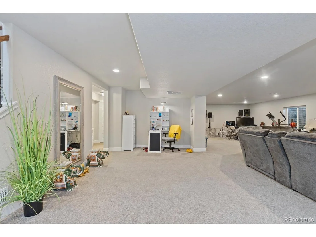 Photo of 1870 Paley Dr
