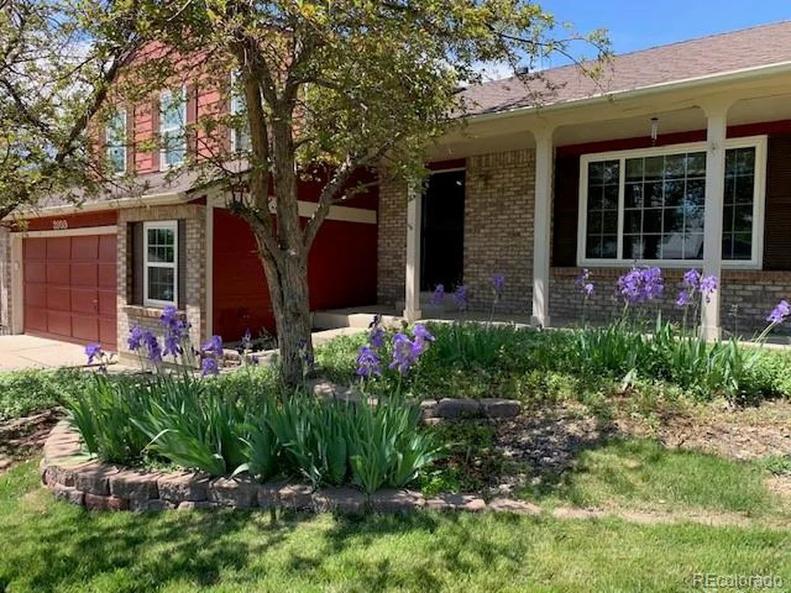 Photo of 3109 N Oak Cir