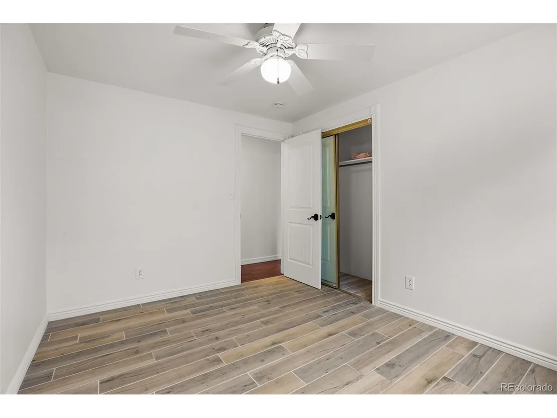 Photo of 3963 W 65th Pl