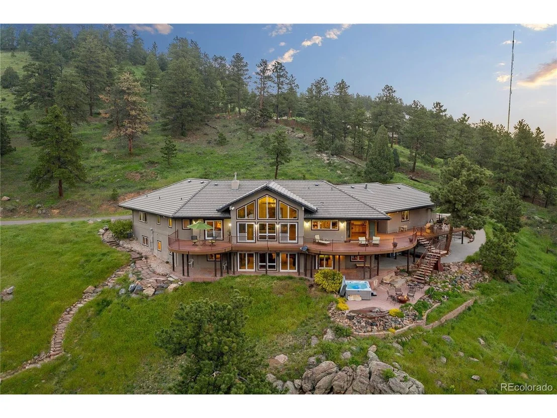 Photo of 180 Enchanted Rd