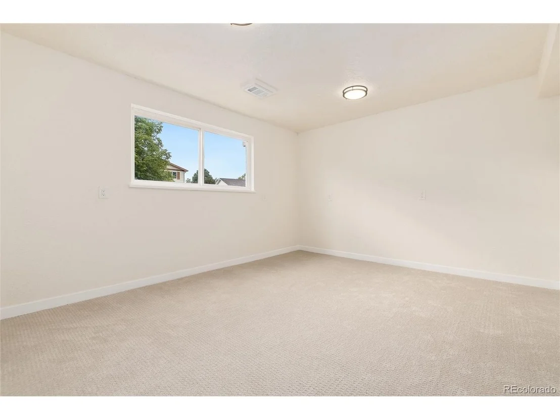 Photo of 10812 Ingalls Cir