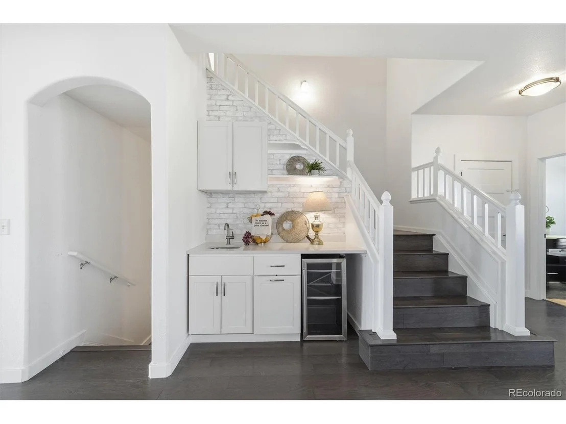 Photo of 337 Mt Eolus St