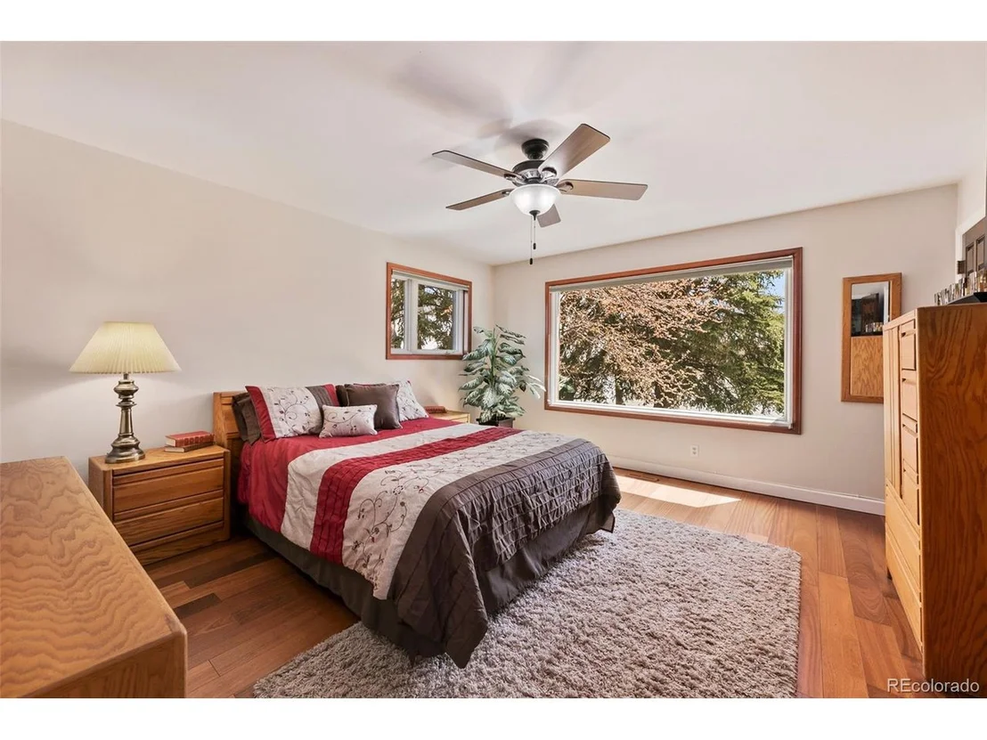 Photo of 4017 Spruce Dr
