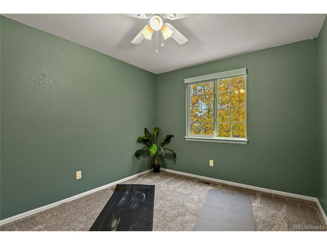 Photo of 13935 Harrison Dr