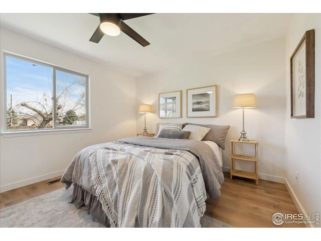 Photo of 2476 Sunset Dr