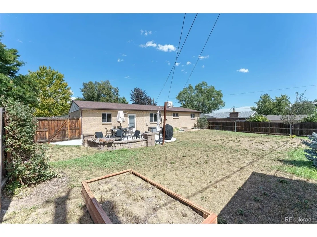 Photo of 6518 W 70th Pl