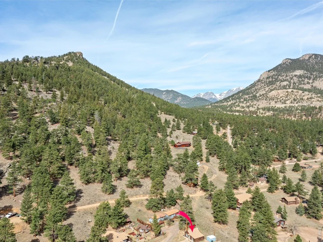 Photo of 2242 Eagle Cliff Rd