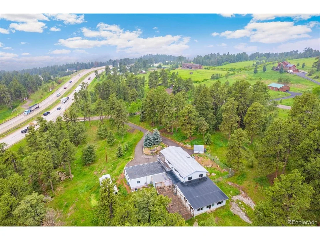 Photo of 9126 Sunrise Ln