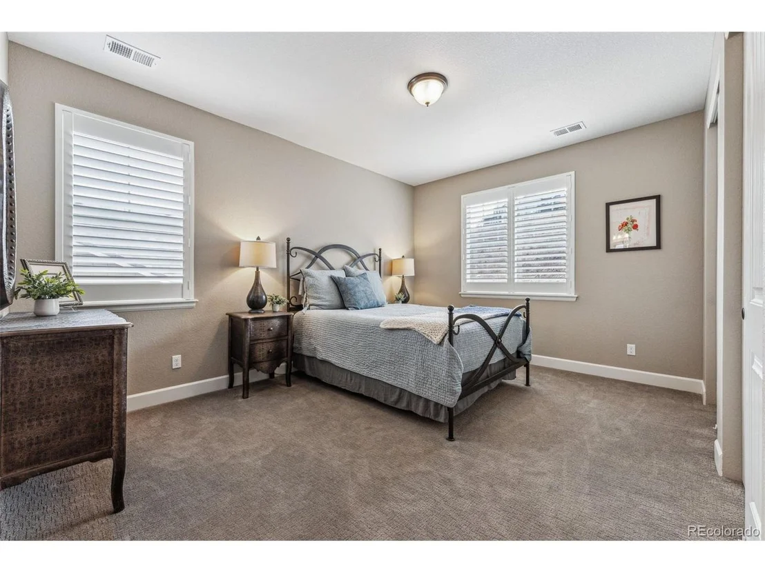 Photo of 4937 Hogback Ridge Rd