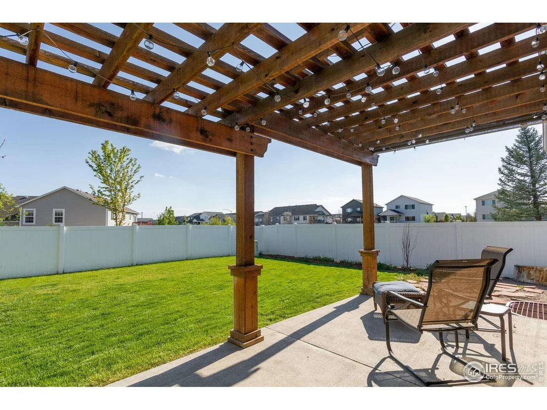 Photo of 680 Saratoga Way