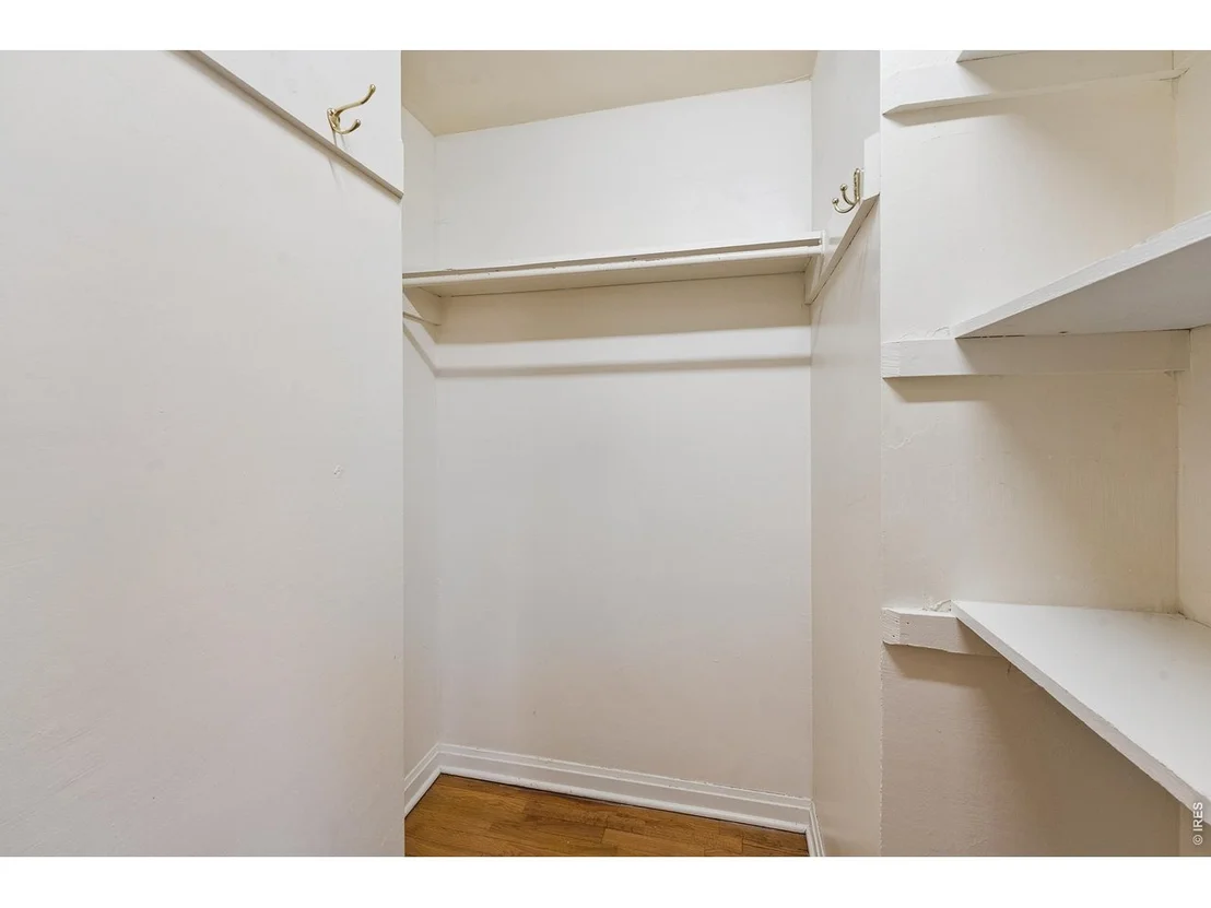 Photo of Unit 5 at 961 16th St