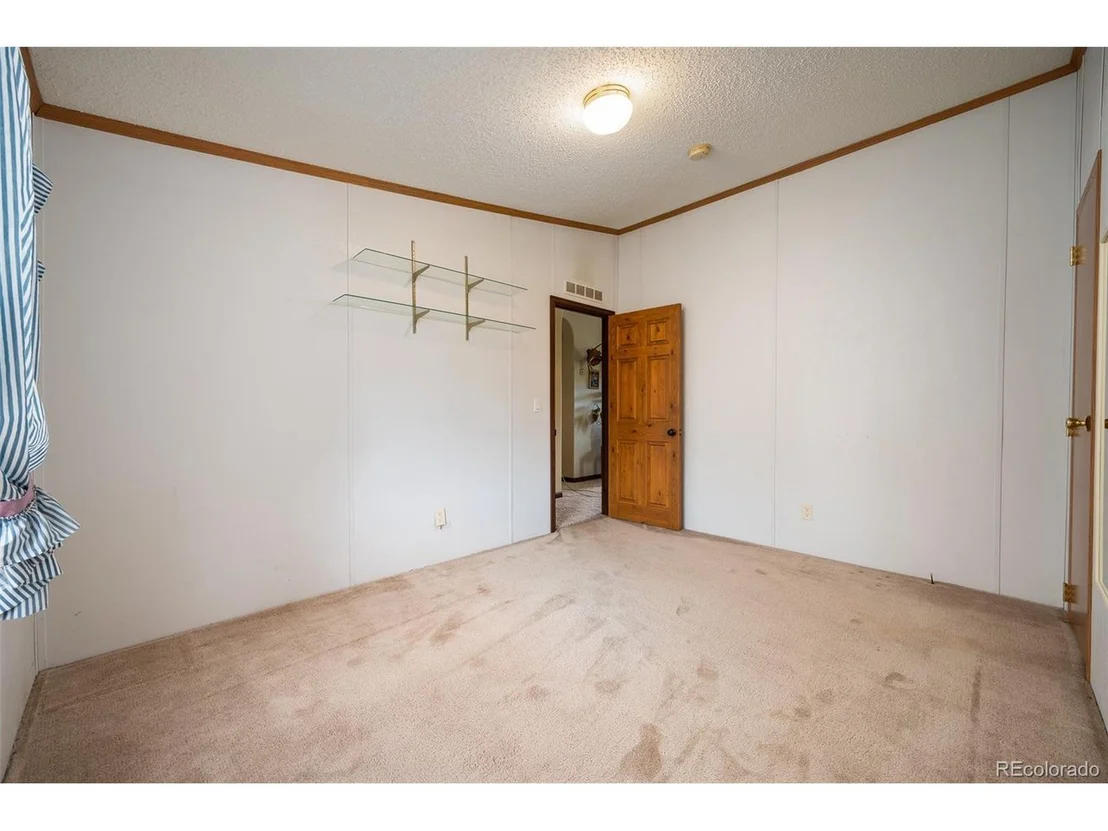 Photo of 327 County Road 5212
