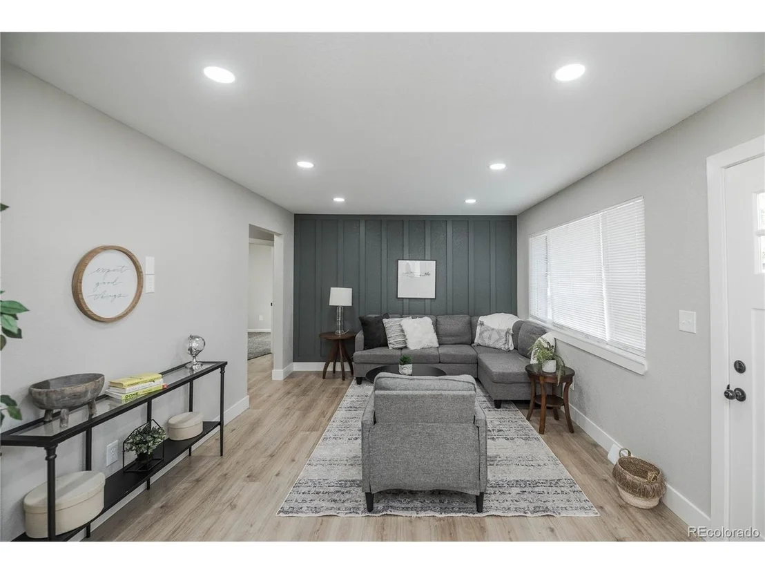 Photo of 9170 Cypress Dr