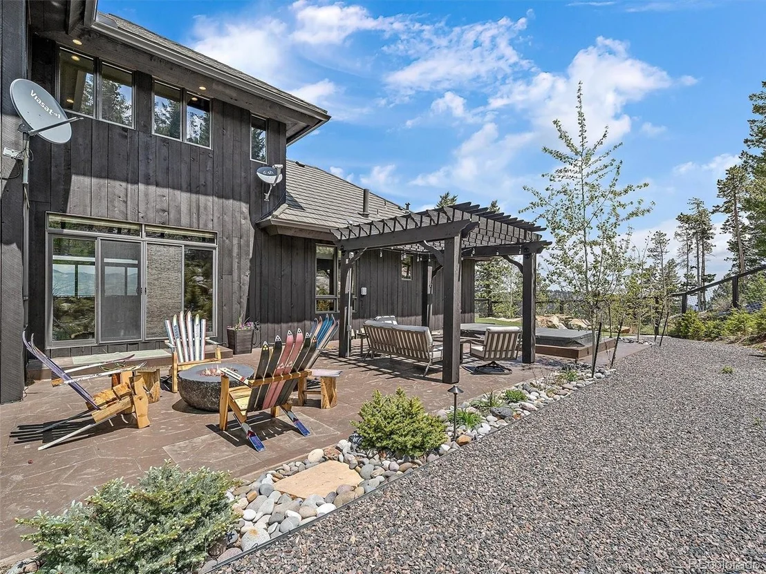 Photo of 221 Halter Way