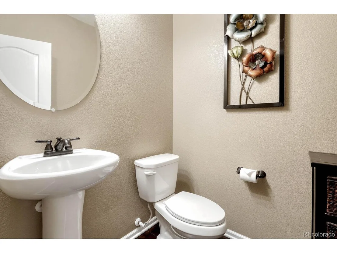 Photo of 5010 Persimmon Ln