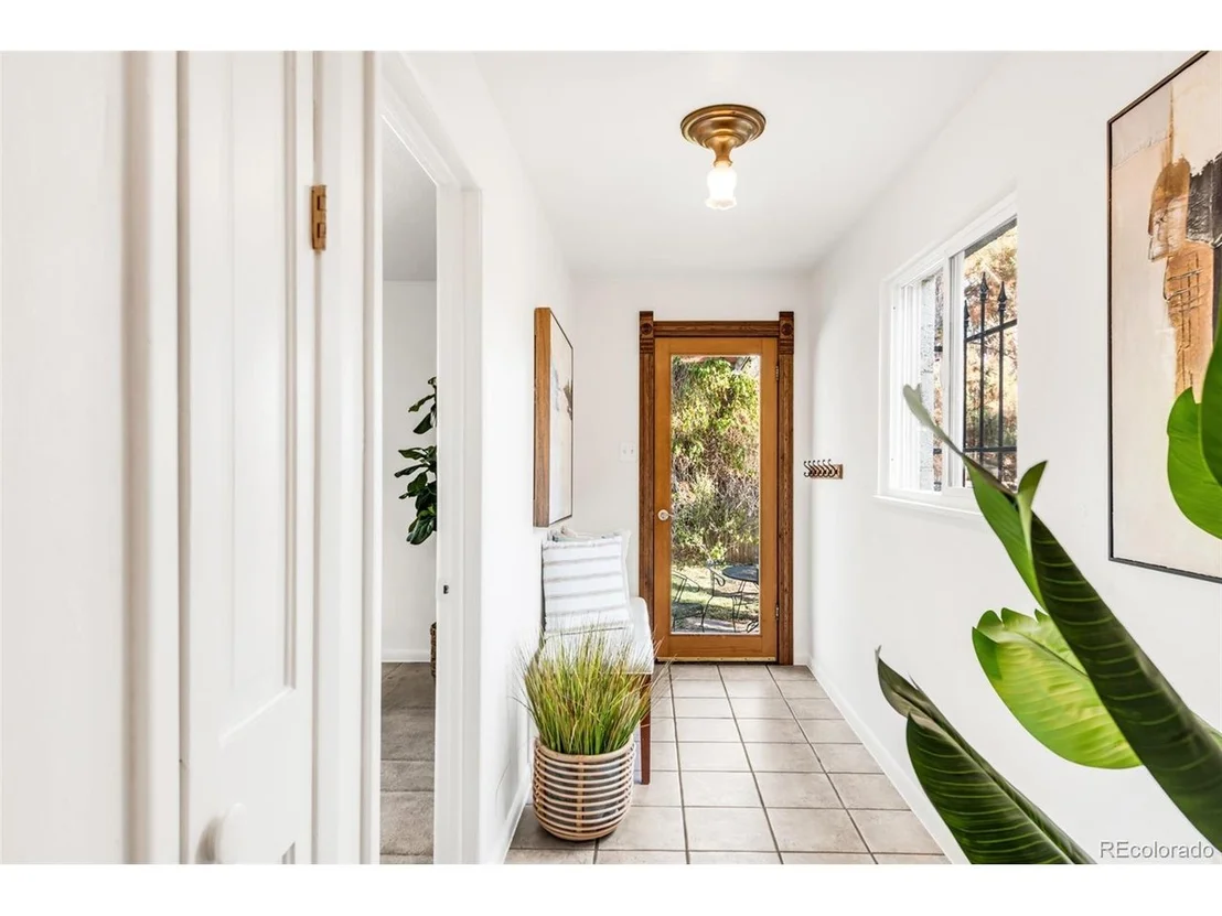 Photo of 3336 Bryant St
