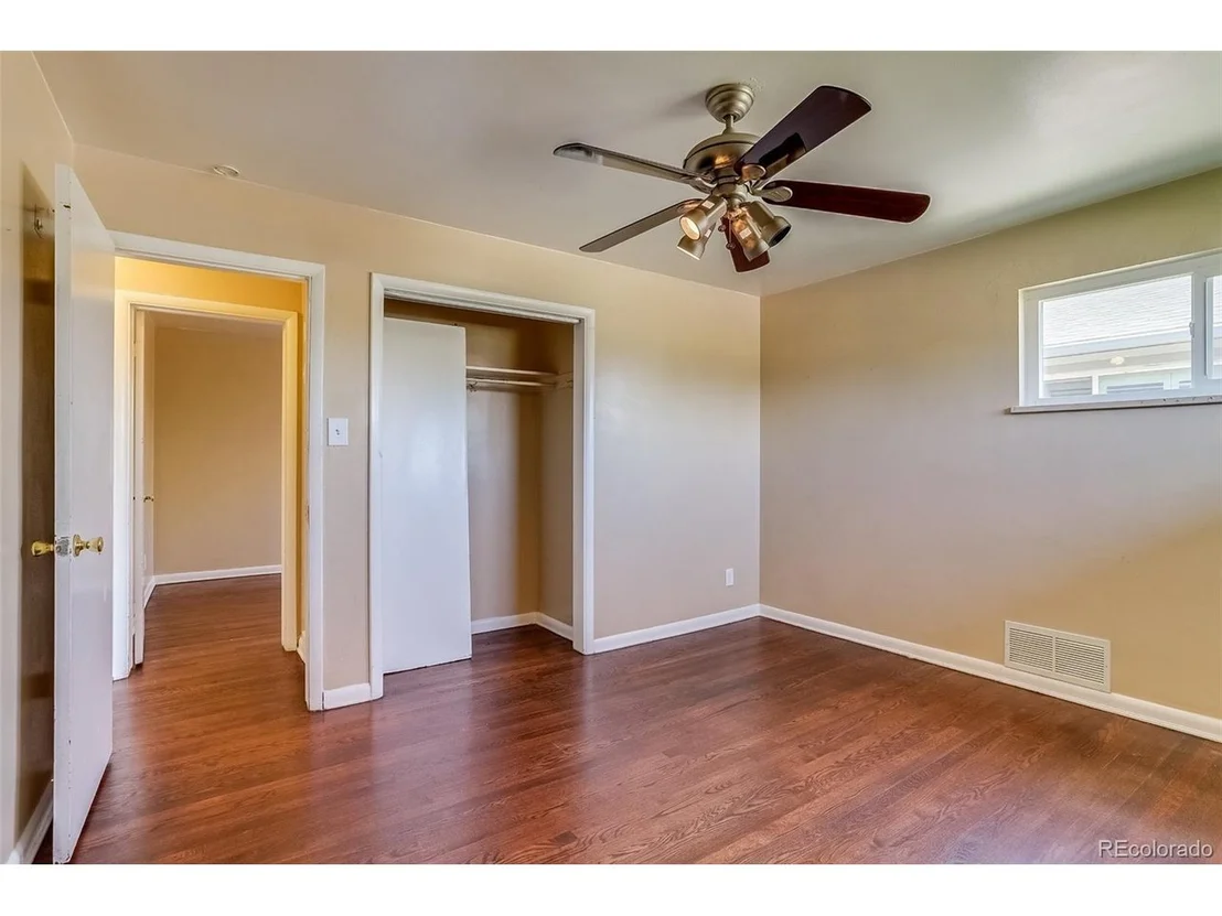 Photo of 3685 Jasmine St