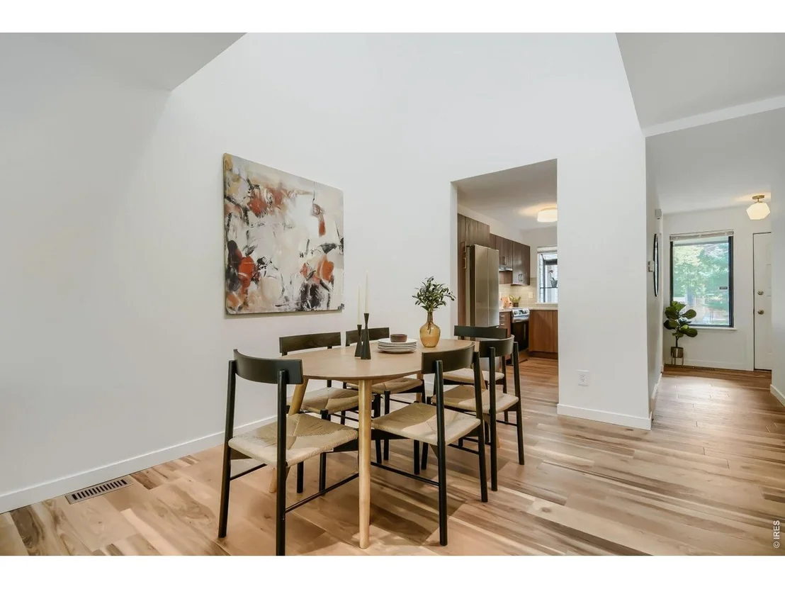 Photo of 4865 Kings Ridge Blvd
