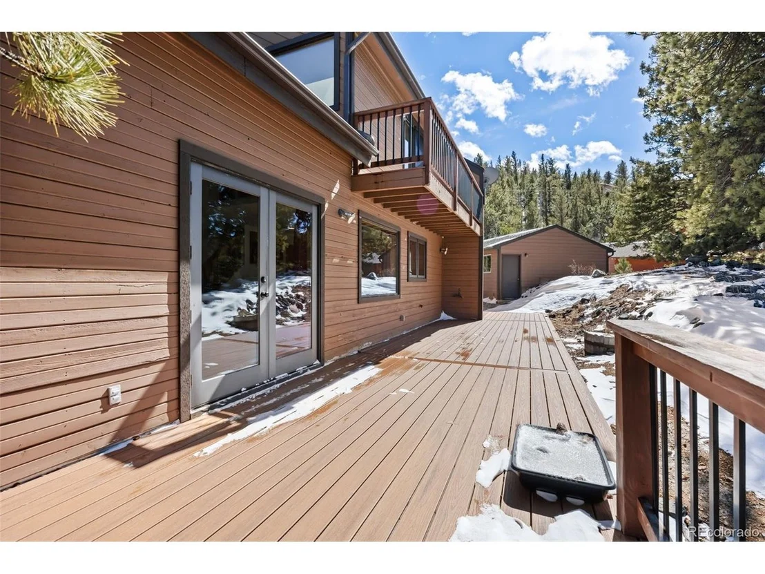 Photo of 253 Alpine Dr