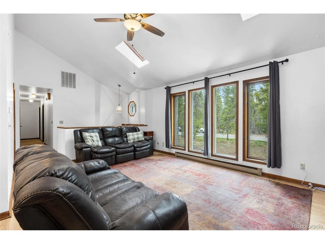 Photo of 356 Augusta Dr